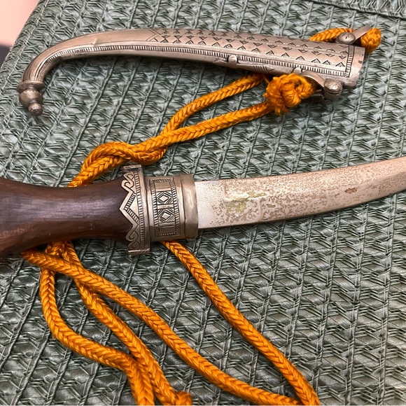 Antique Kirpan - Picture 2 of 7